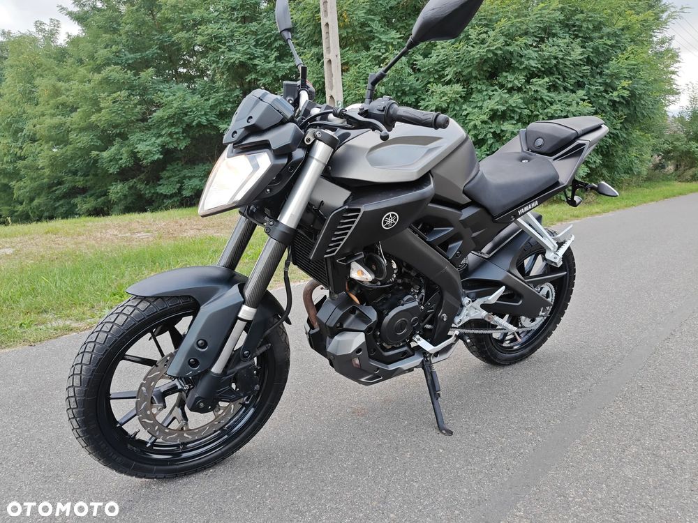 Yamaha MT - 4