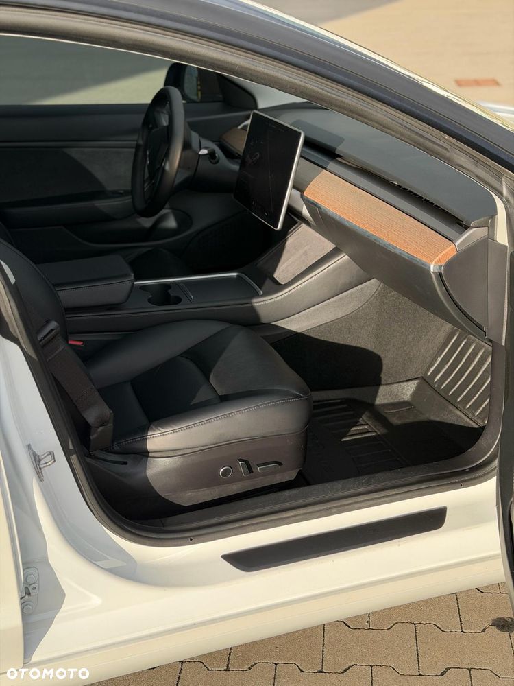 Tesla Model 3 Performance AWD - 20
