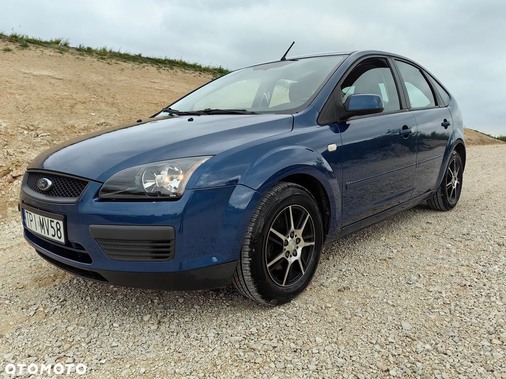 Ford Focus 1.6 Ambiente - 3