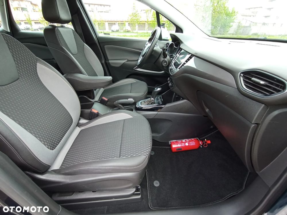 Opel Crossland X - 22