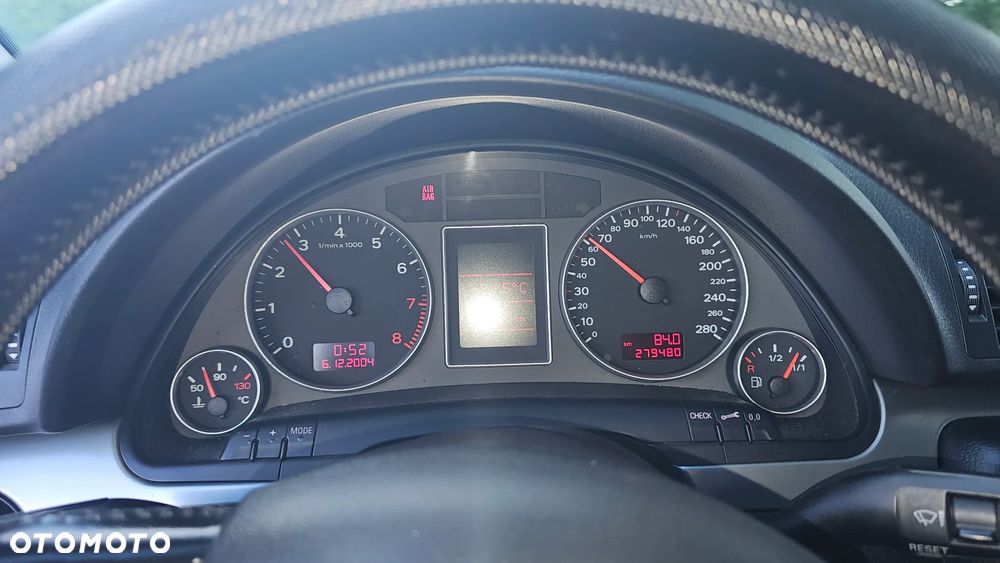 Audi A4 Avant 2.0T FSI Quattro - 5
