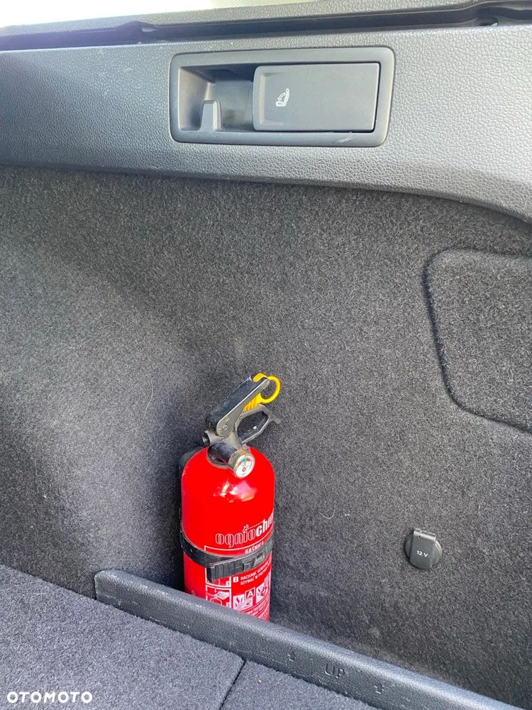 Volkswagen Golf 2.0 TDI BMT Highline DSG - 12