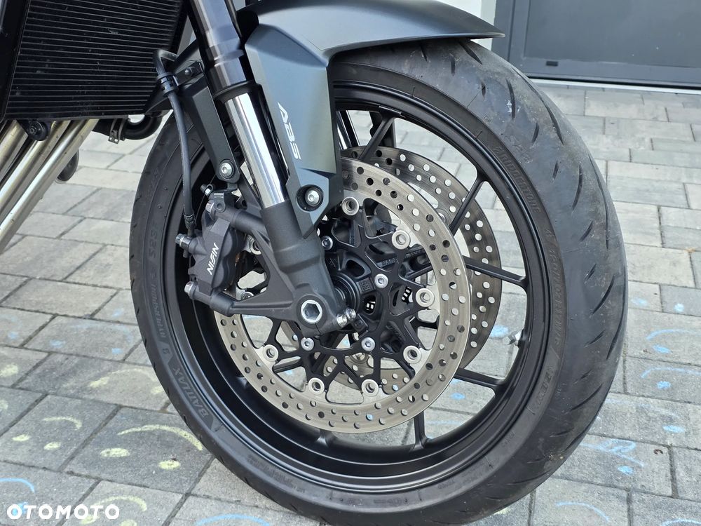 Honda CB - 6