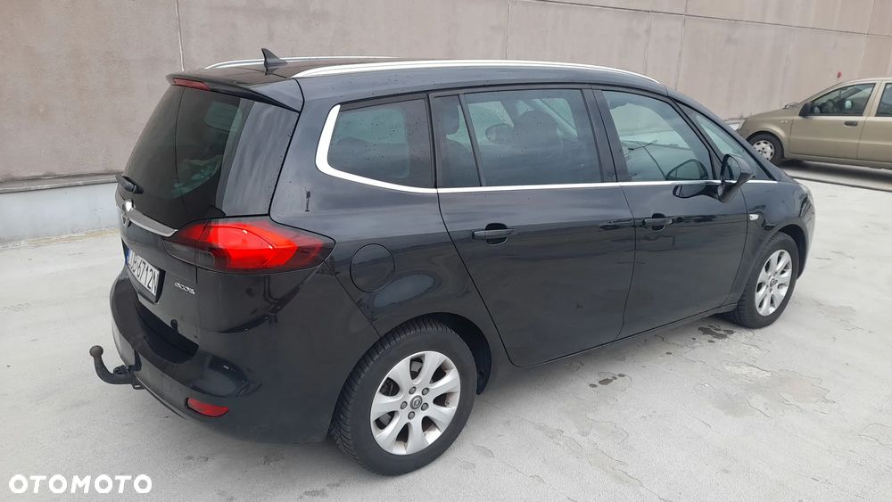 Opel Zafira - 11