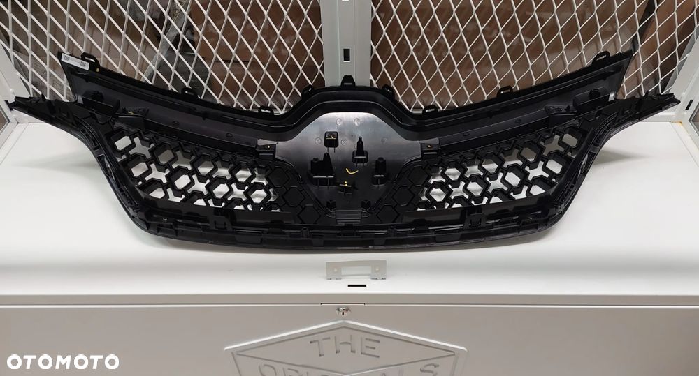 Renault Arkana grill gril atrapa lift - 4