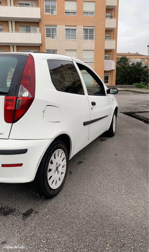 Fiat Punto 70 JTD Multijet Dynamic - 4