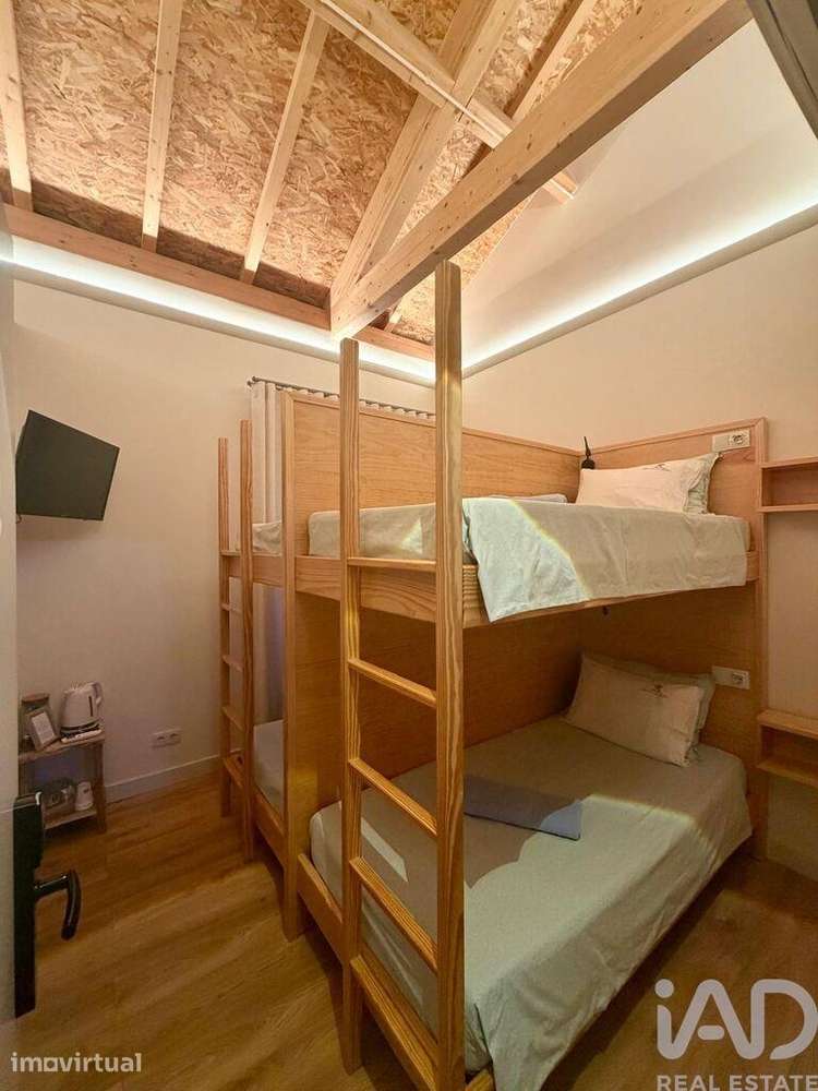 Hotel 2* T8 em Navió e Vitorino dos Piães de 207,00 m2 - Grande imagem: 4/28