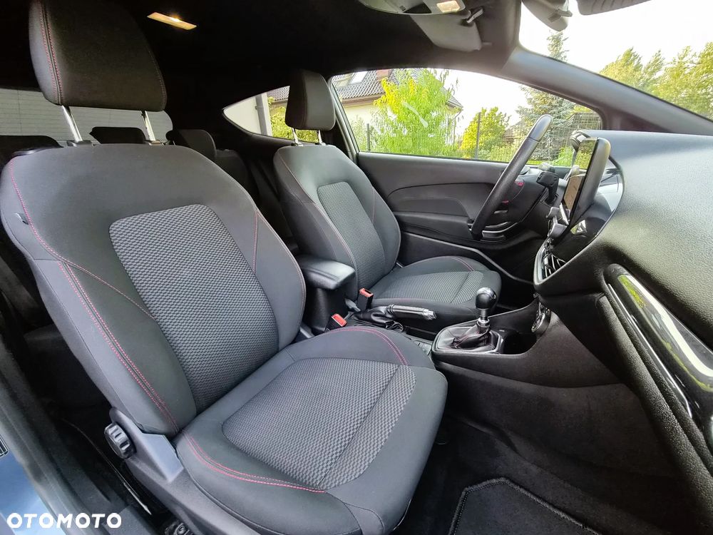 Ford Fiesta - 12