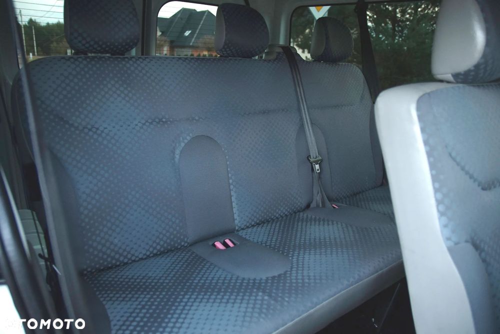 Renault Trafic - 15