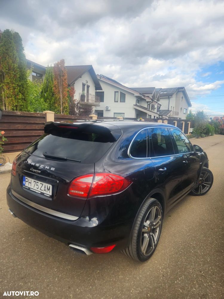 Porsche Cayenne - 3
