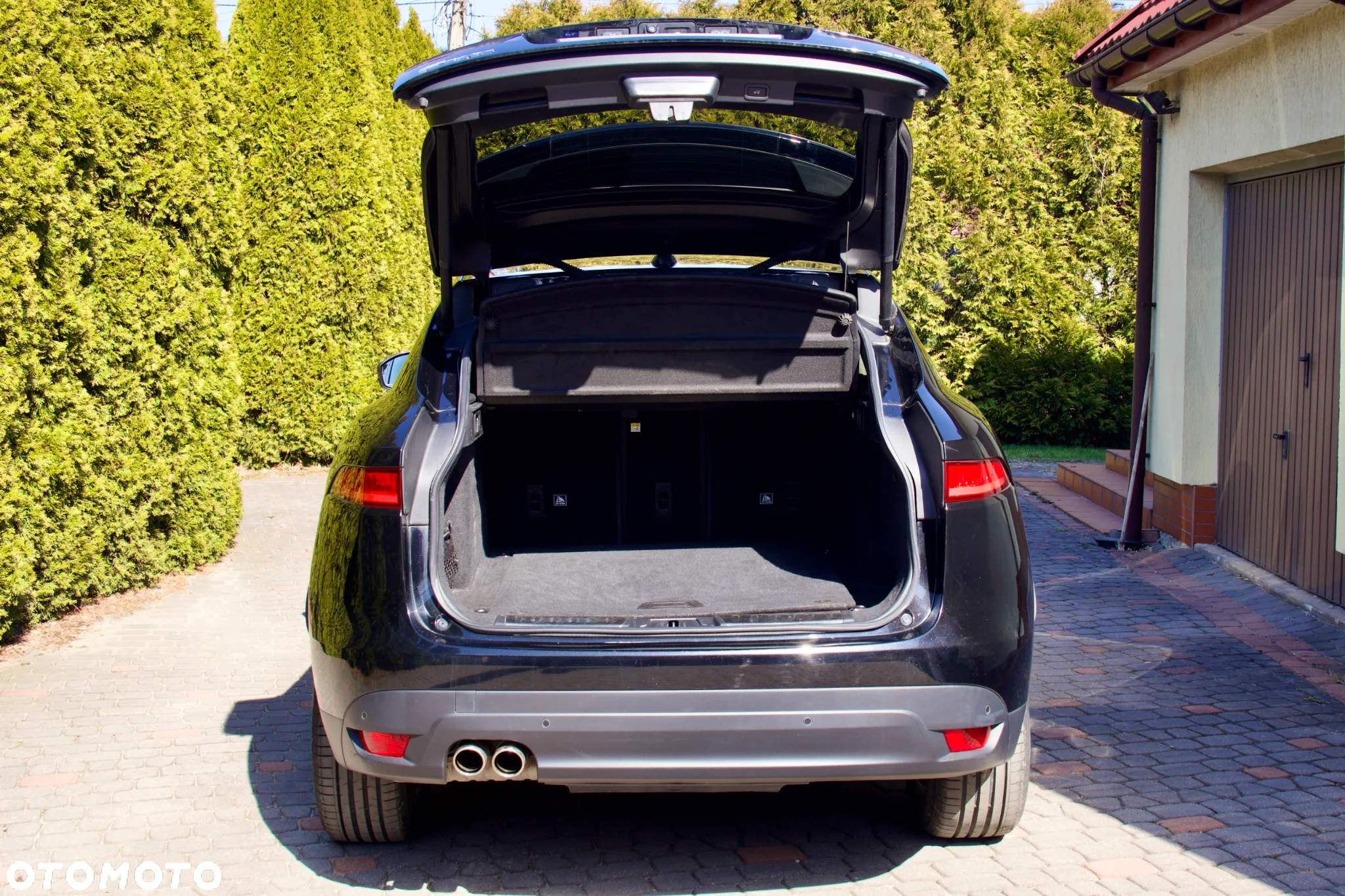 Jaguar F-Pace 20d AWD Pure - 4