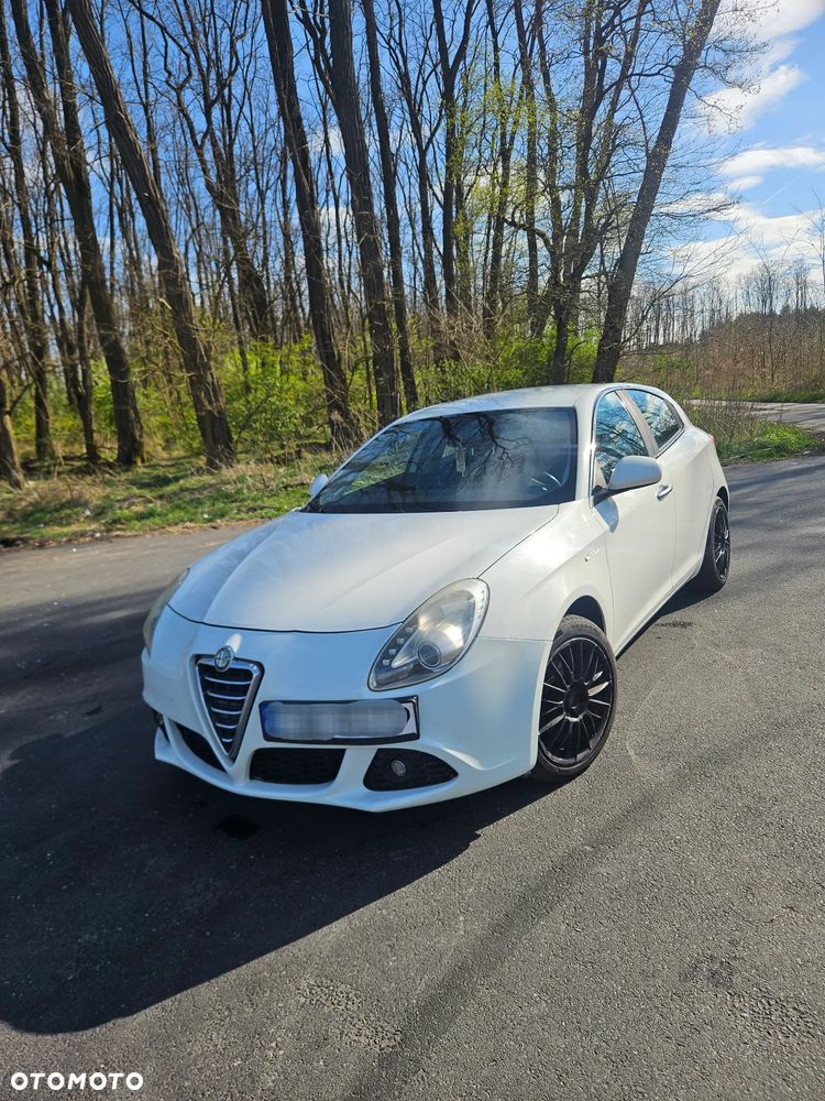 Alfa Romeo Giulietta 1.6 JTDM 16V - 9