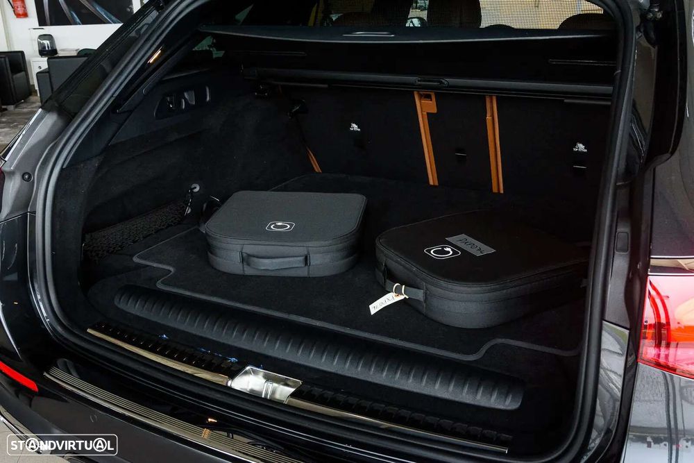 Mercedes-Benz E 300 - 11