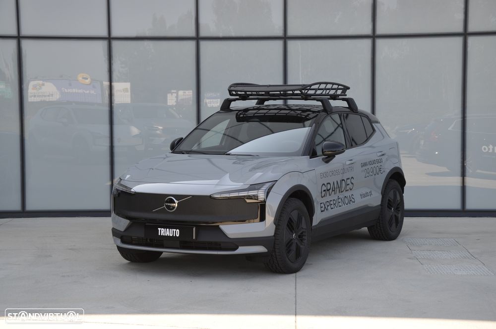Volvo EX30 Cross Country 69 kWh Twin Motor Ultra - 1