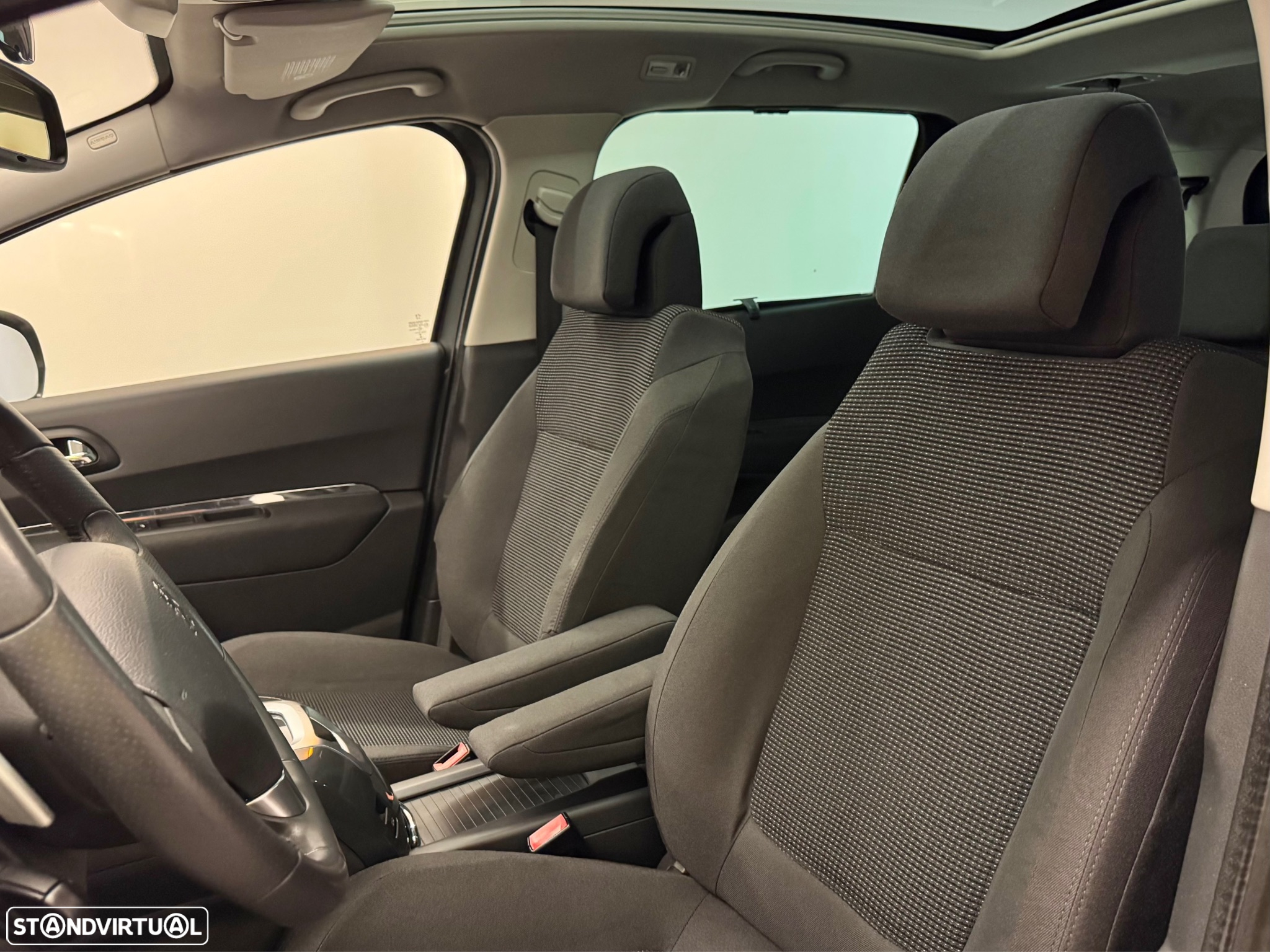 Peugeot 5008 1.6 E-HDi 7L Allure 2-Tronic - 10