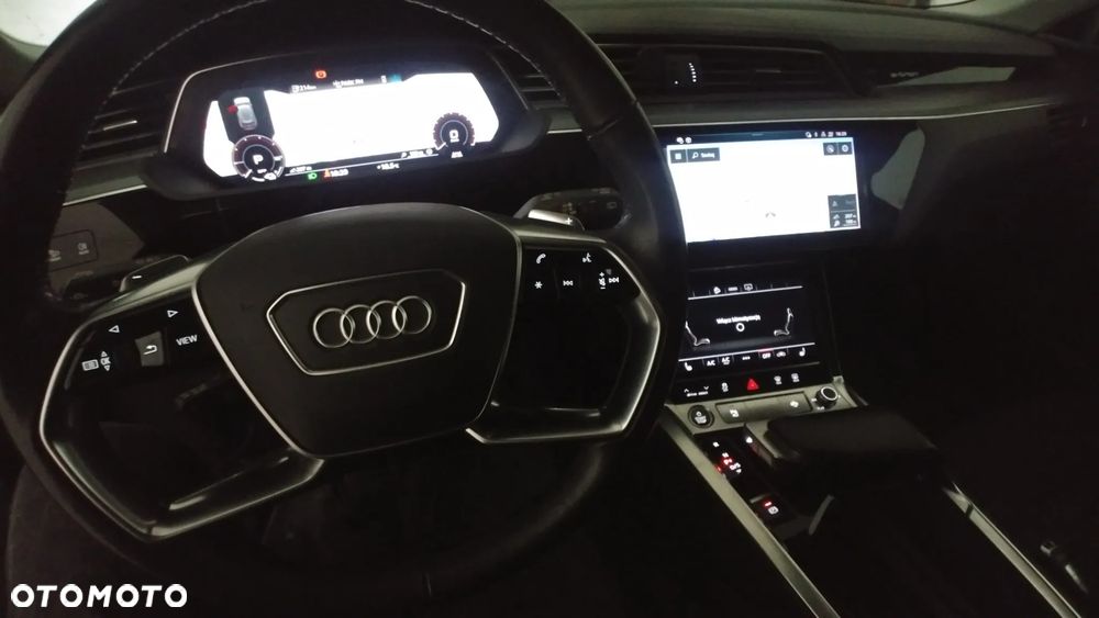 Audi Q8 e-tron - 5