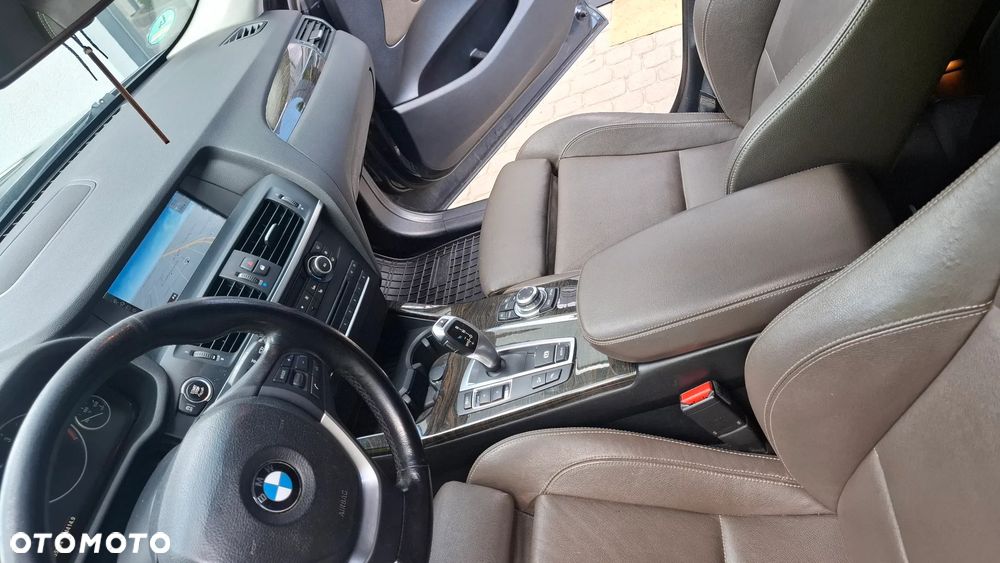 BMW X3 xDrive20d - 12