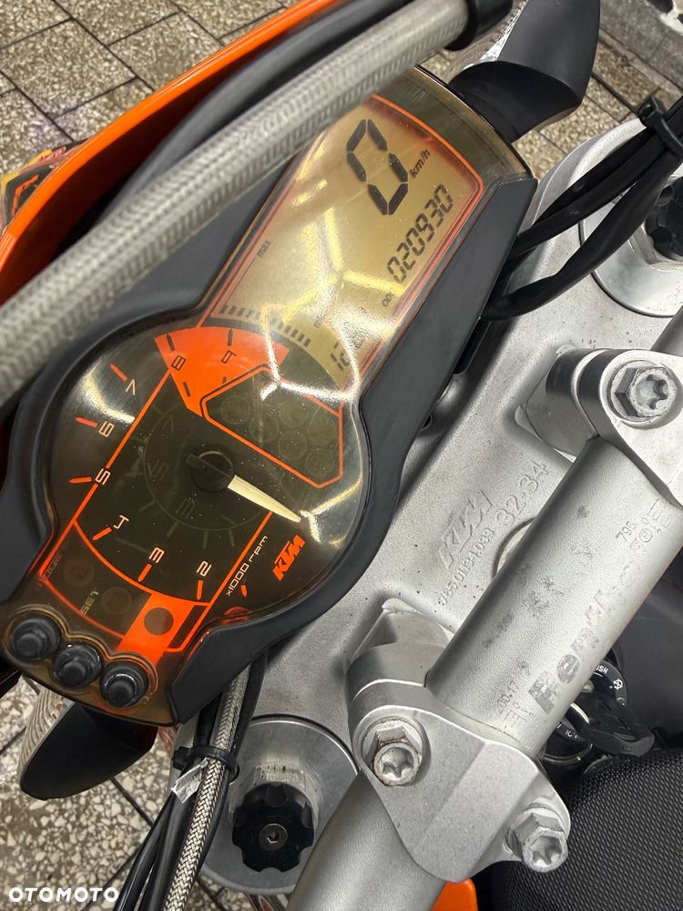 KTM SMC - 8