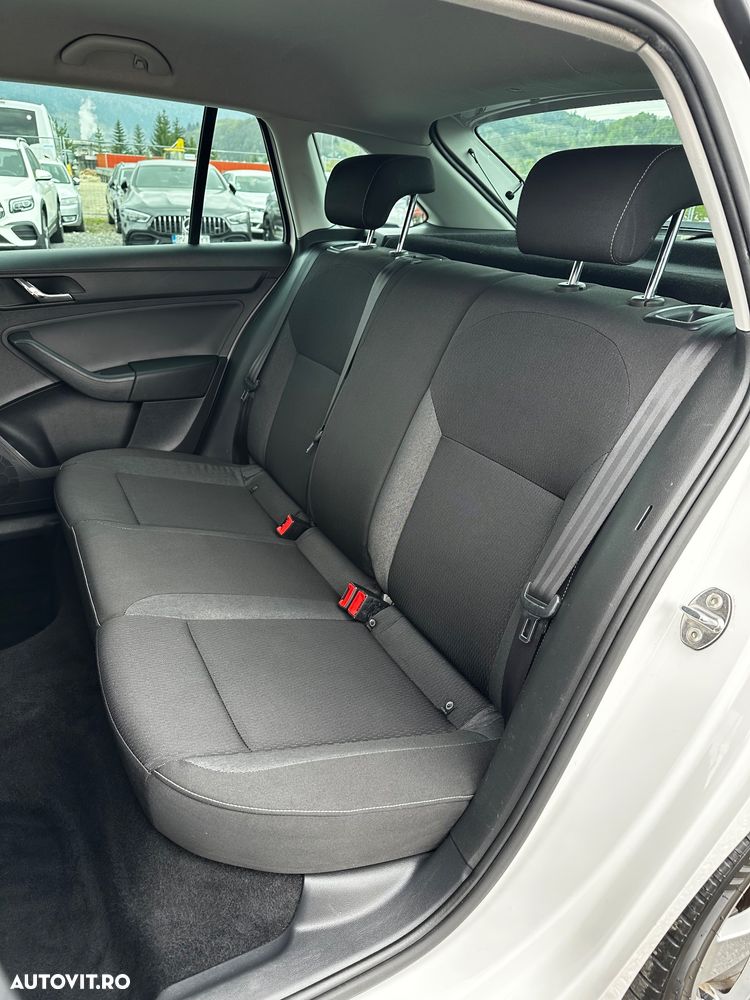 Skoda RAPID 1.4 TDI Ambition - 15