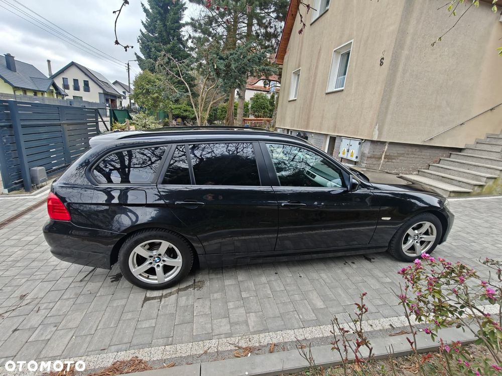 BMW Seria 3 318d DPF - 4