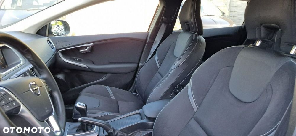 Volvo V40 - 17