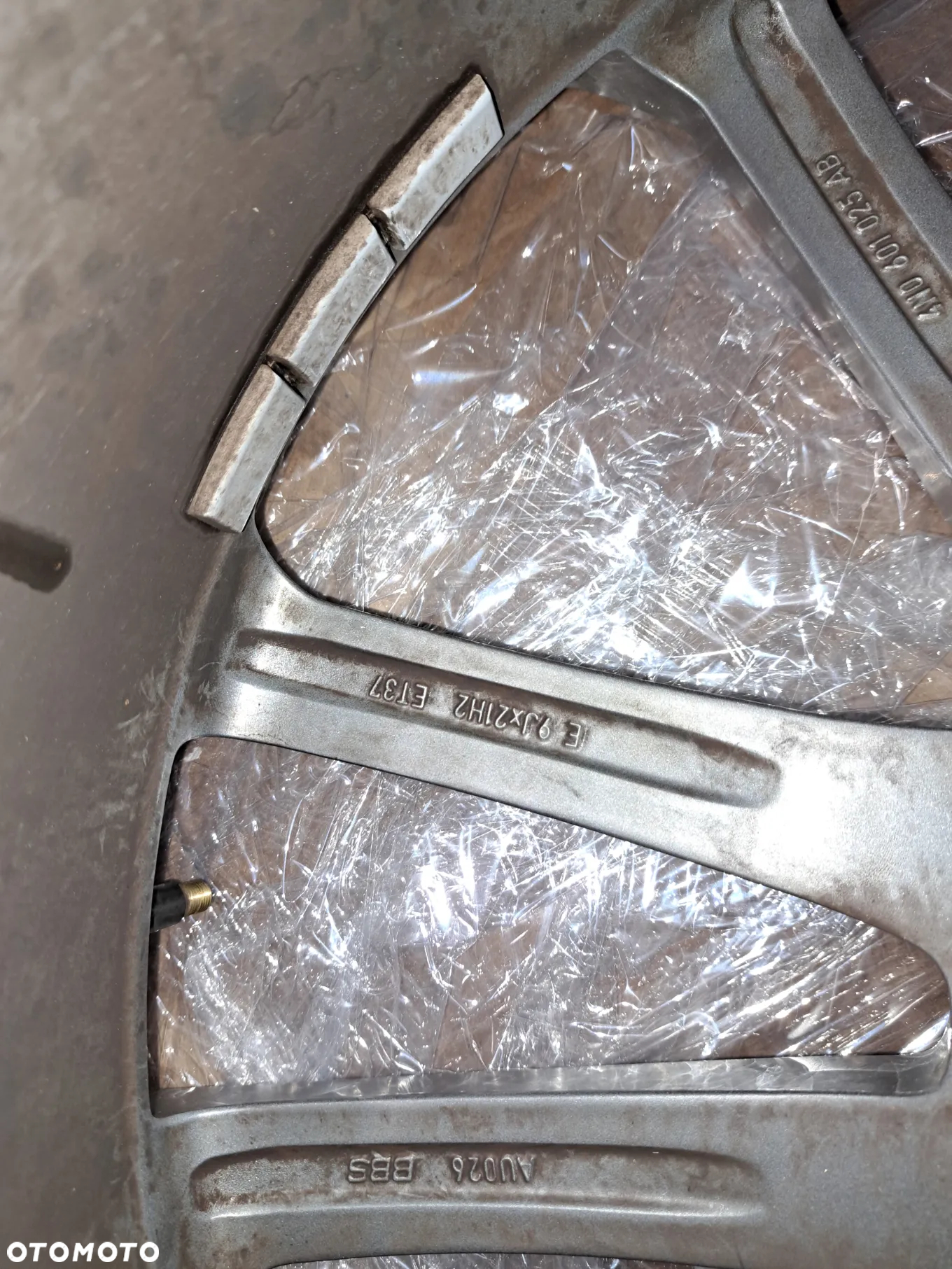 Felga aluminiowa Audi A8 S8 D5 21 Cali E 9Jx21H2 ET 37 4N0601025AB Audi Sport - 14