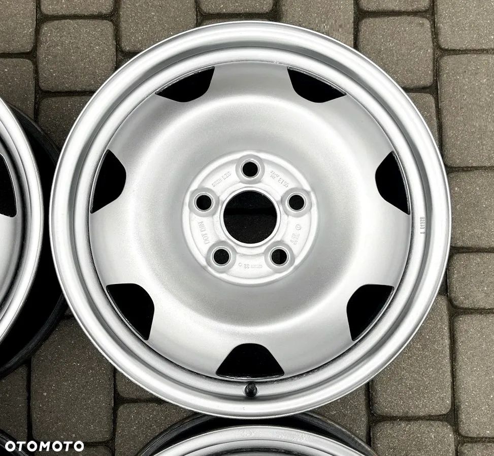 FELGI STALOWE 17 SREBRNE FELGA VW T5 LIFT T6 CARAVELLE DOKA MULTIVAN TRANSPORTER AMAROK 5x120 ET55 7Jx17H2 R17 7E0601027B - 4