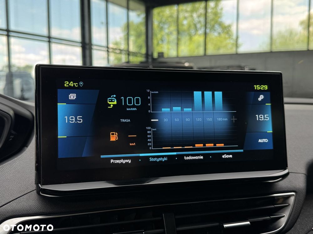 Peugeot 3008 1.6 PureTech Hybrid PHEV Allure Pack S&S EAT8 - 37