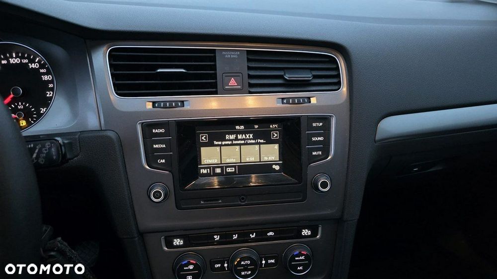 Volkswagen Golf - 14