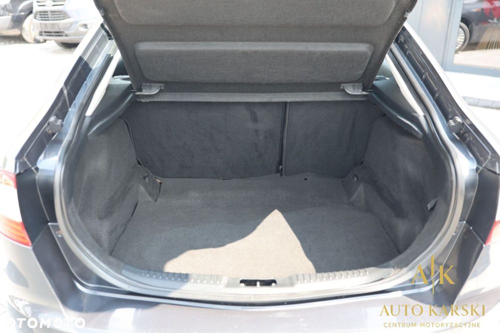 Ford Mondeo - 37