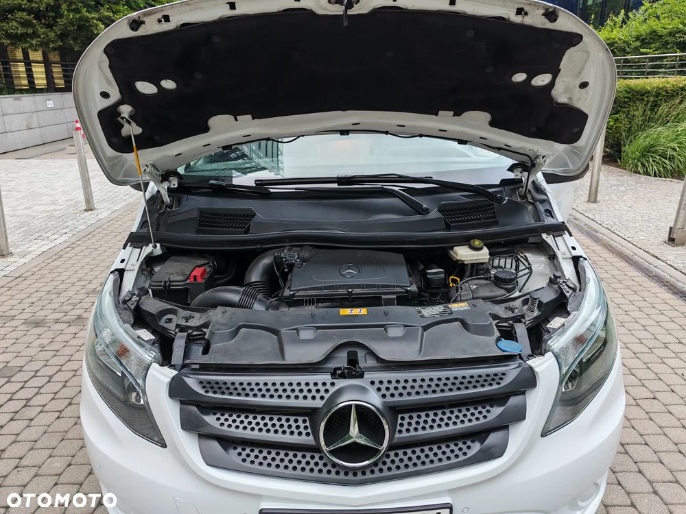 Mercedes-Benz Vito Tourer Extralang EDITION - 24
