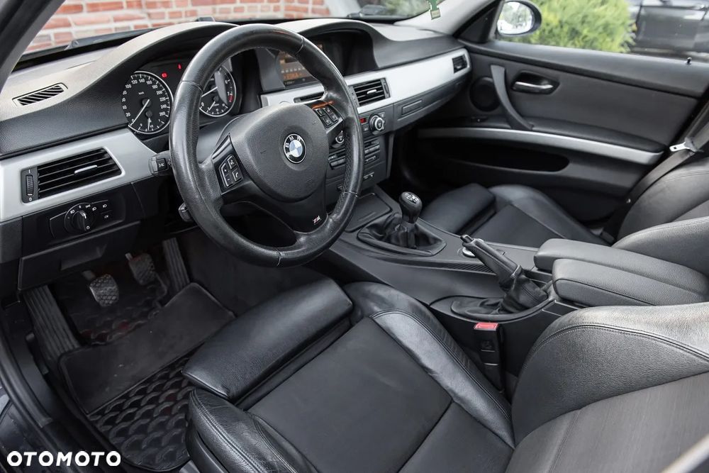 BMW Seria 3 320i Edition Exclusive - 15