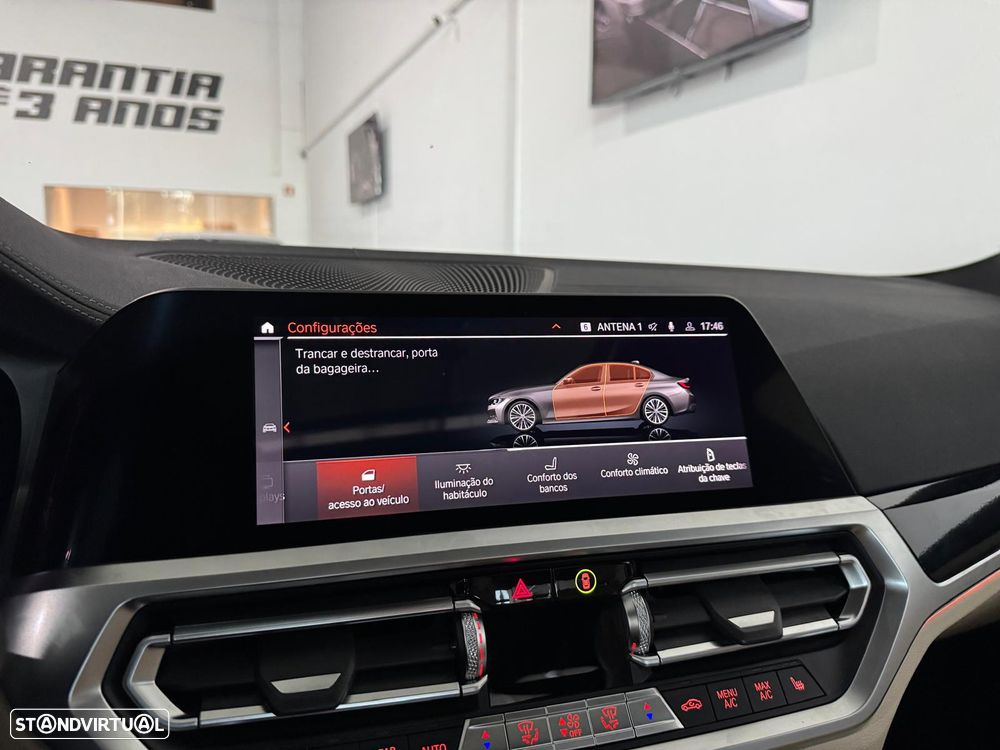 BMW 330 i Pack M Auto - 31