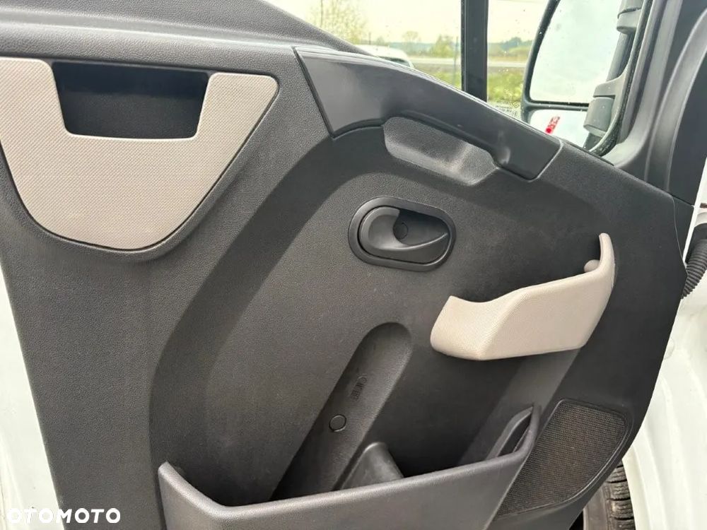 Renault MASTER WINDA-KLIMA 8EP - 24