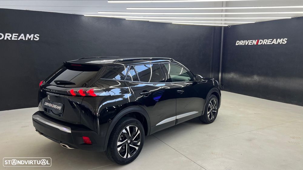 Peugeot 2008 1.2 PureTech Allure Pack EAT8 - 24