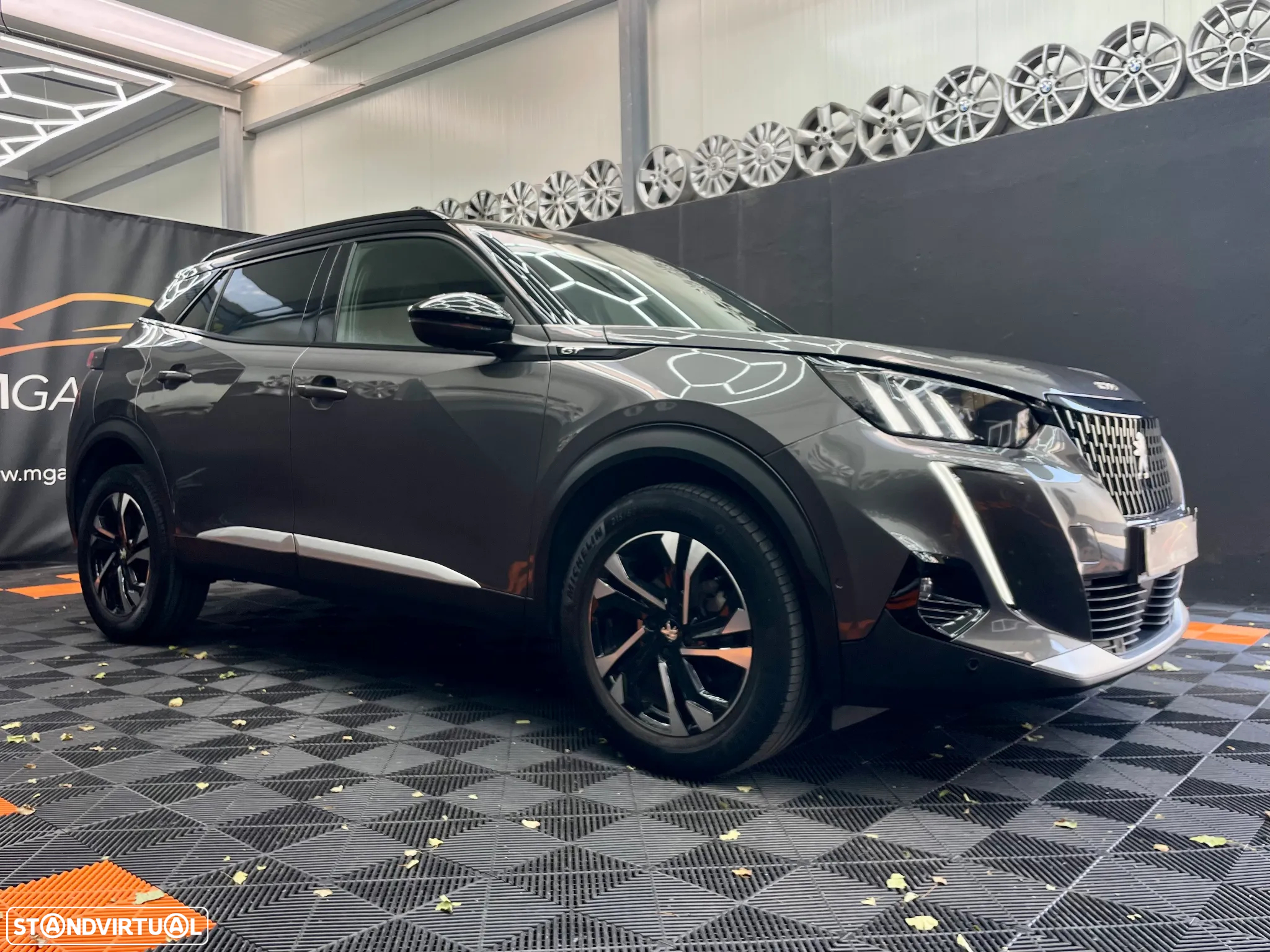 Peugeot 2008 1.5 BlueHDi GT - 2
