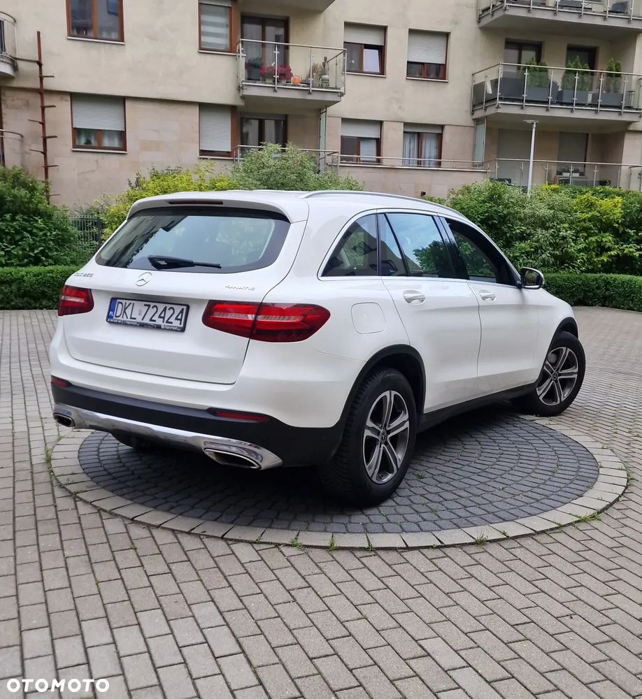 Mercedes-Benz GLC 250 4-Matic - 4