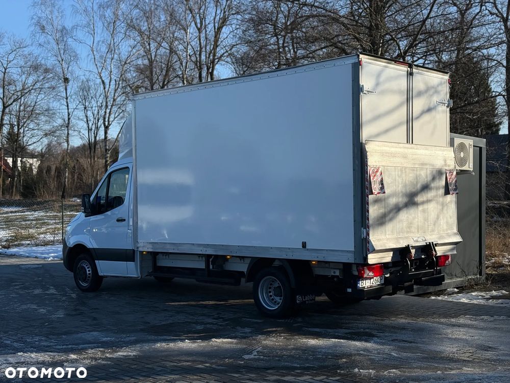 Mercedes-Benz Sprinter 514 CDI / 2.2 140KM / 2019 ROK / Kontener 4,2m + Winda Dhollandia 750KG / ZAREJESTROWANY W PL - 13