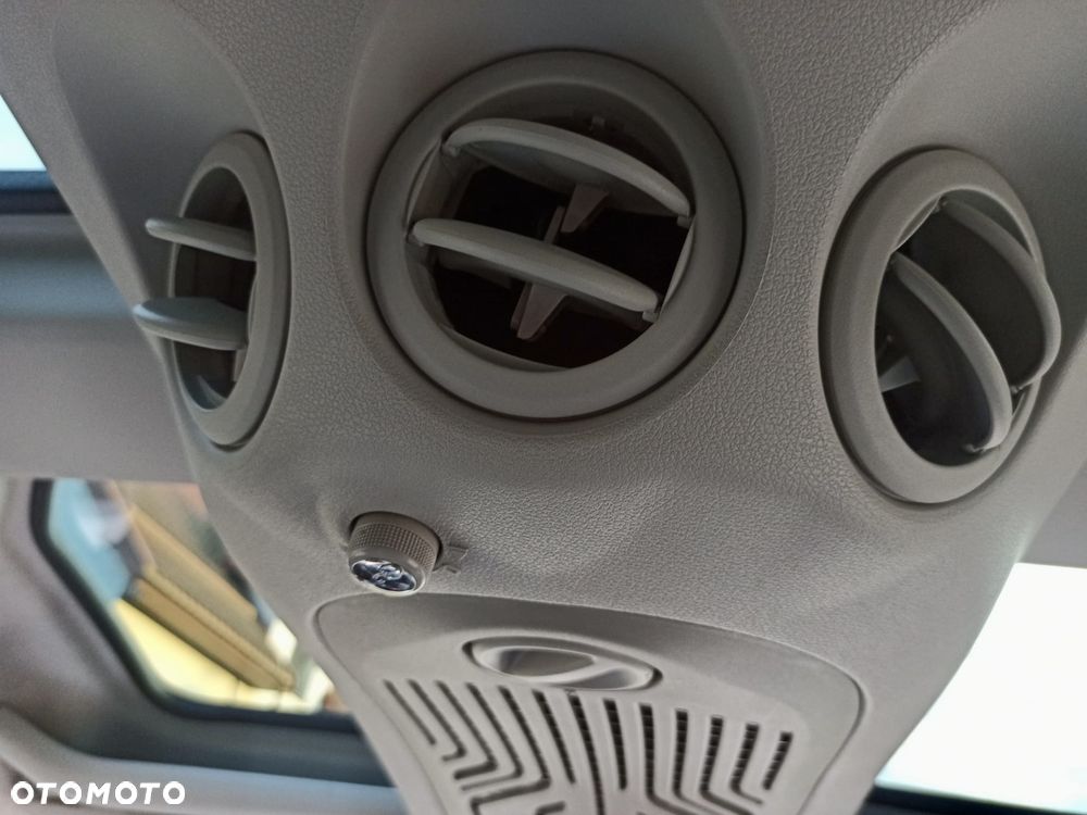 Citroën Berlingo Multispace e-HDi 90 FAP EGS6 Exclusive - 31