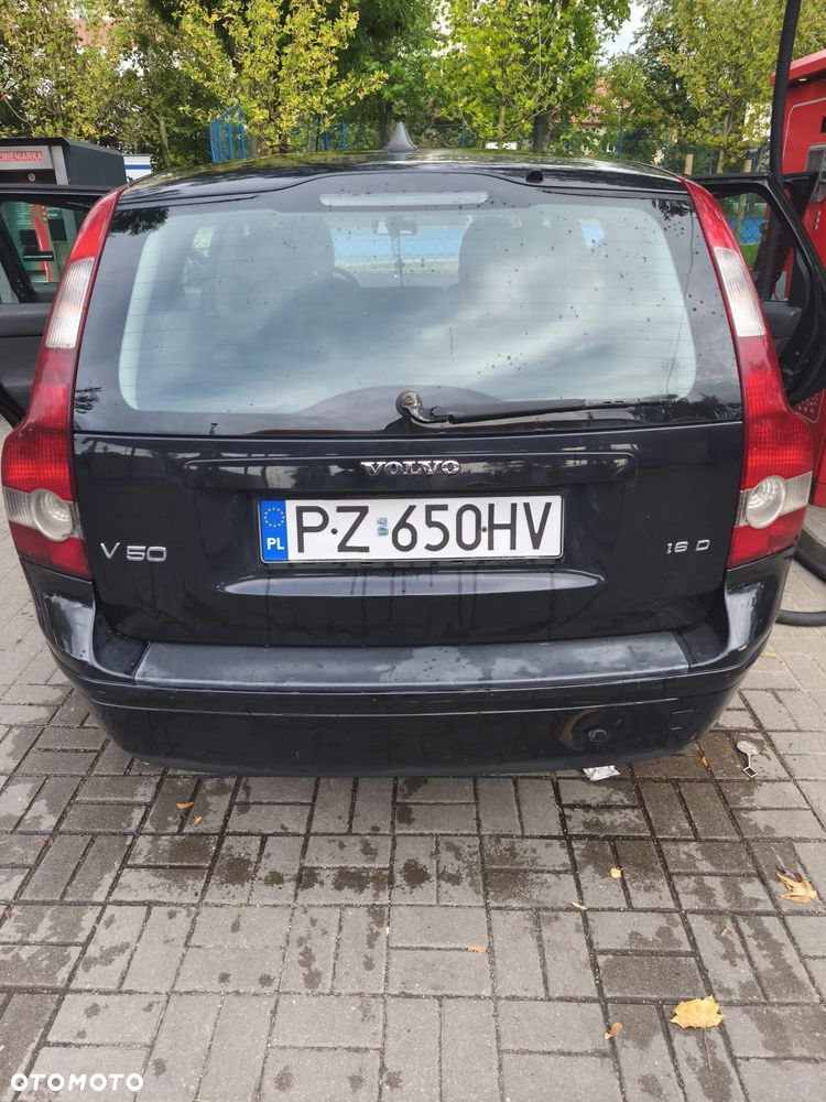 Volvo V50 - 3