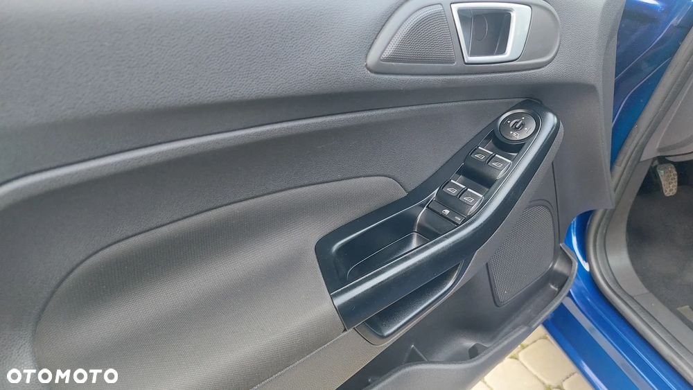 Ford Fiesta - 16