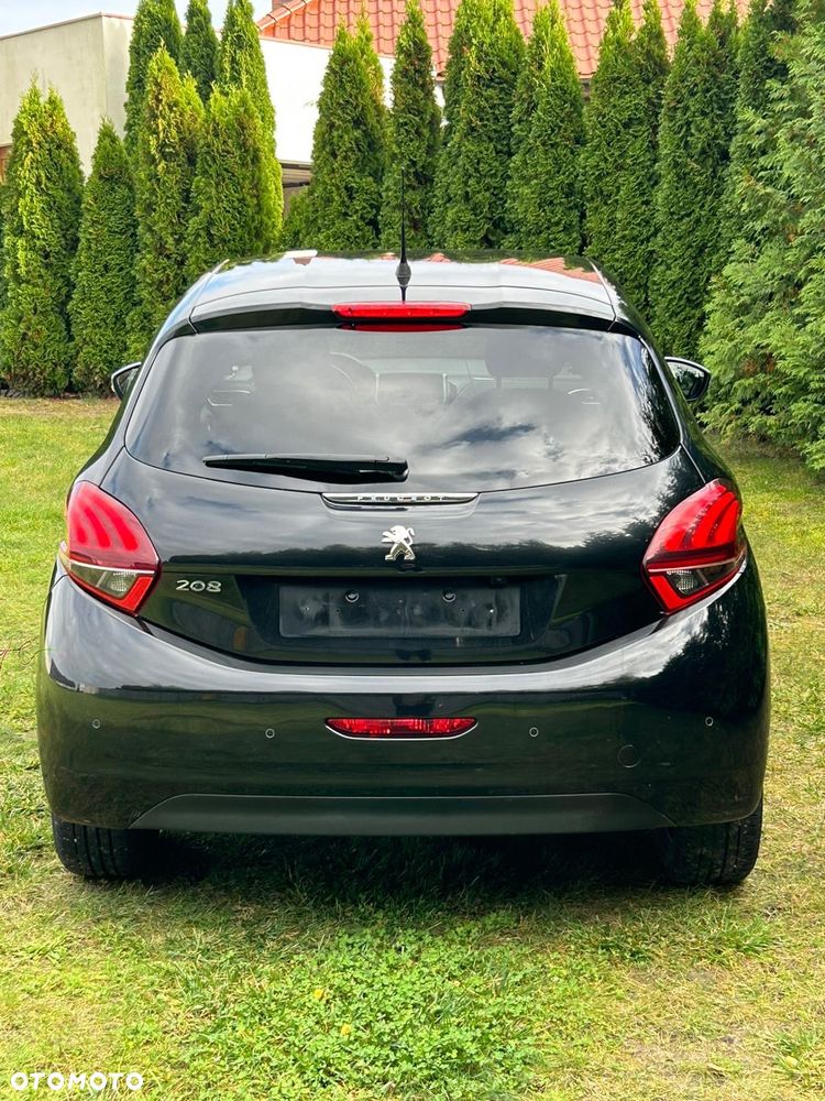 Peugeot 208 PureTech 110 Stop & Start Allure - 21