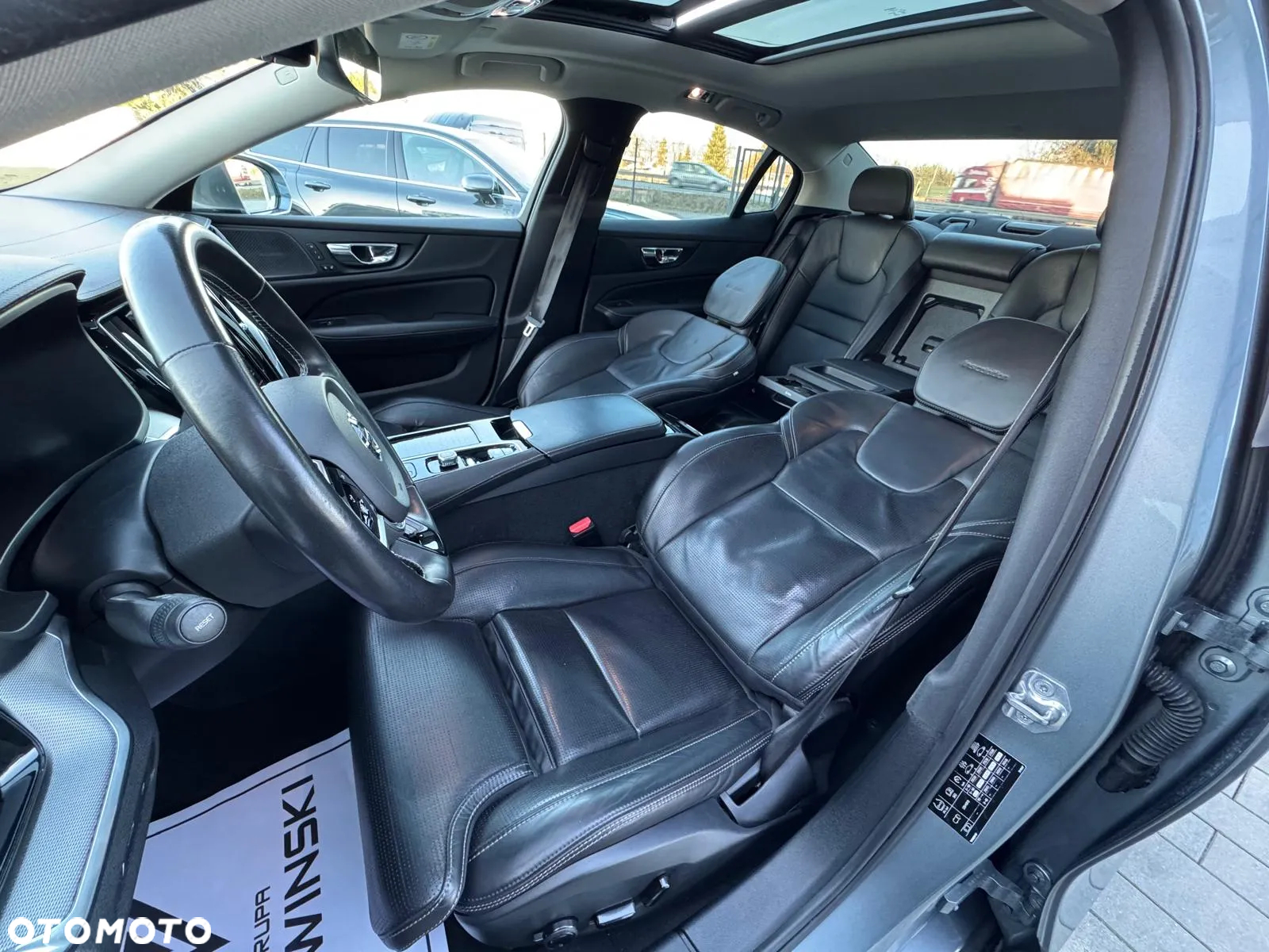 Volvo S60 T8 Twin Engine AWD Geartronic Inscription - 22