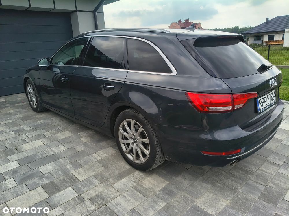 Audi A4 Avant 2.0 TDI S tronic - 12