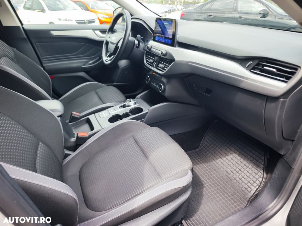 Ford Focus 1.0 EcoBoost Connected - 18