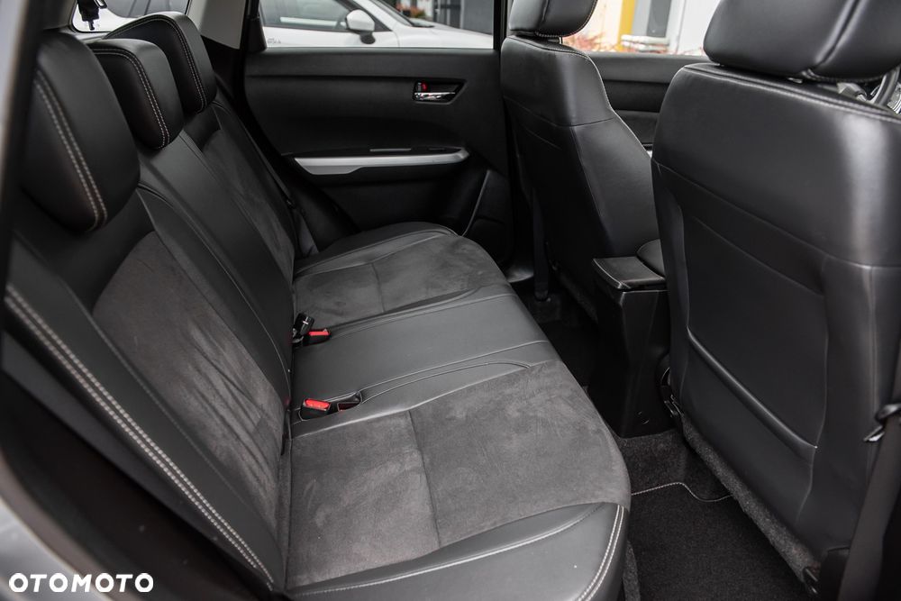 Suzuki Vitara 1.6 (4x4) Allgrip Comfort+ - 28