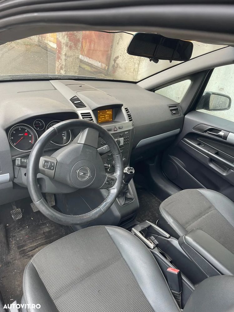 Opel Zafira - 7