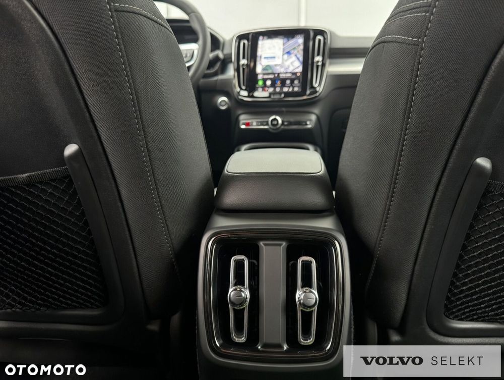 Volvo XC 40 - 28