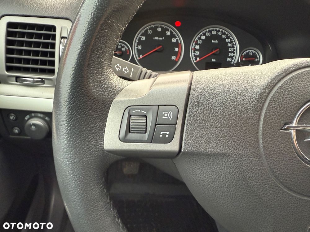 Opel Vectra 1.8 Caravan - 16