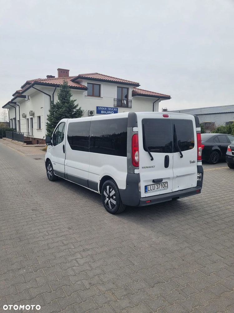 Renault Trafic L1H1 Passenger Lux - 2